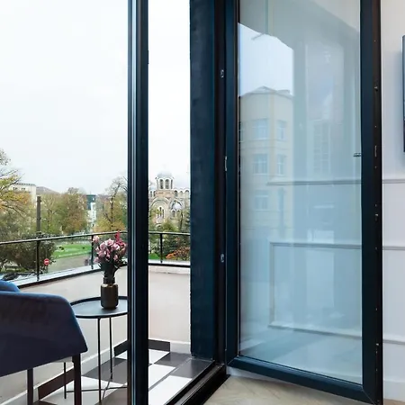 Apartment European-boutique Vibes In Center
